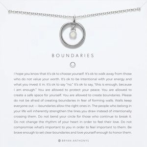 BOUNDARIES NECKLACE